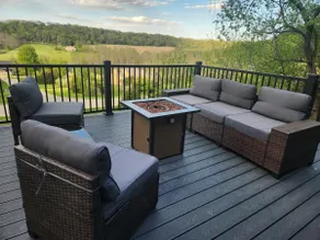 Stunning views, amazing gathering spaces, hot tub - Image 2