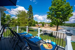 5 Min to Colgate, Sleeps 6, Game Room, Sauna - Image 3