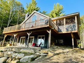 Privacy-Lake access-Veranda- Trails-1h15 Montreal - Image 2