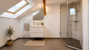 YFB | 130 m² designer apartment with 2 bathrooms 3rd floor - Image 4