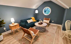 The Enclave - Elegant Escape - Historic Covington - Image 2