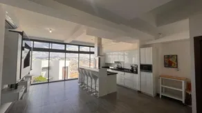 Luxury penthouse with a hot tub and panoramic views - Image 4