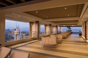 Cozy 1 BR Scandinavian/Tropical Condo with Balcony & Parking - Image 5