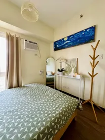 Cozy 1 BR Scandinavian/Tropical Condo with Balcony & Parking - Image 2