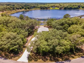Live Oak Lake House - Image 4