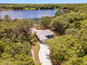Live Oak Lake House - Image 3