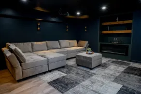 Luxurious 2Bd w/theater room - Image 2