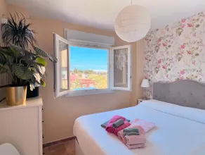 Living in Paradise - Laura's home - Image 2