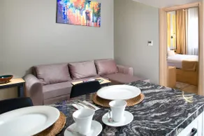 Spacious 40 m² apartment, balcony and hot tub - Image 3