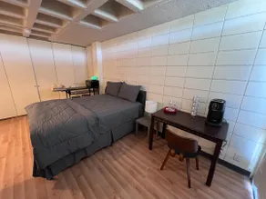 Studio apartment in Wichita #08 - *Queen size bed* - Image 2