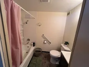 Studio apartment in Wichita #08 - *Queen size bed* - Image 4