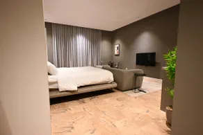 KING BED: luxe living 50sqm studio, minimal design - Image 2
