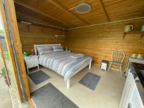 The garden cabin - Image 2
