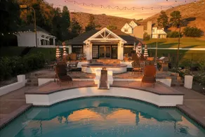 Heated Resort Pool, Lux, Hot Tub, Endless Views - Image 3