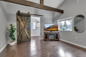 Ellicottville Chalet 3 Miles From Village w/pond - Image 3