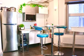 Mini Studio Apt near Downtown Ottawa + Parking - Image 2