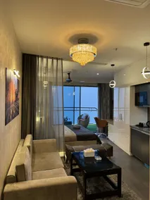The Opulence Suite | 41st Floor City View - Image 2