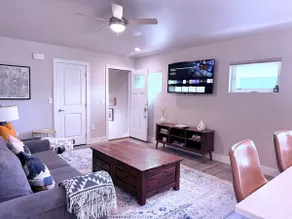 New Build Luxury Guesthouse Sloan Lake - Image 3