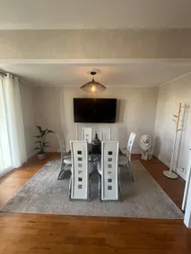 Beautiful apartment over-equipped-balcony-view-parking - Image 5