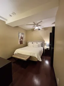 Luxury 2-bedroom apartment in The Mayo Hotel - Image 2