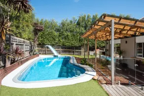 Malibu in Mt Martha with solar heated pool - Image 2