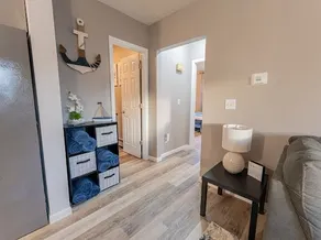 Sea Breeze Inn, Luxury Condo. - Image 4