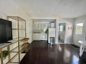 Steps away from the Beach! - Image 3