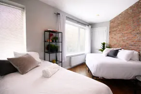 Three Bedroom West Village Townhouse - Image 5