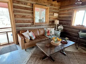 Peaceful Creekside Cabin, HotTub - Image 4