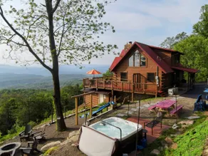 Hot tub, Playground, Fire pit, View and Game room - Image 2