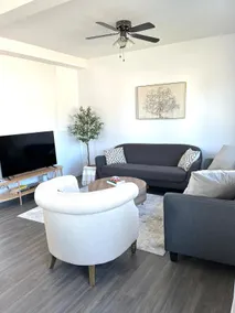 3 bed, 3 bath home, sleeps 8 - Image 2