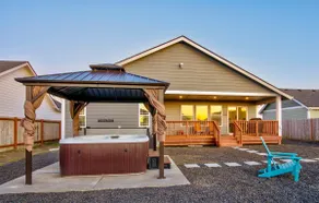 Beach~HotTub~Arcade Game Rm~Pool Table~Gas Firepit - Image 2