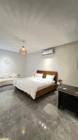 Beautiful and comfortable ground floor apartment - Image 2