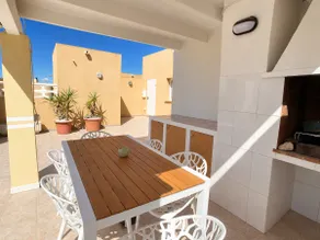 Penthouse with Bbq and views over the Marina - Image 2
