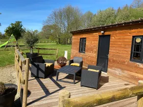 Green escape cottage - Image 2