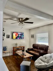 Shipshape Navy Point Bayou Cottage. - Image 2