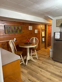 Comfortable Cambridge Hideaway Unit 1 - Image 4