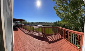 Riverside Apt Close to the Beach & NYC Ferry - Image 2