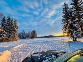 Stunning views- On-site SledDog Demo-Aurora! - Image 4