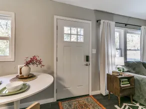 Modern 1BR/1BA Chic UrbanRetreat - Image 5