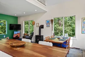 The Modern Beaver Cottage -Escape from it All - Image 3