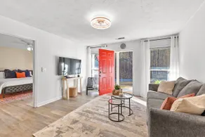 Modern Ranch w/ 3 King Beds, Porch, near DT Senoia - Image 4