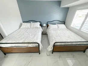 Entire Disneyland, little Saigon home sleep 4 - Image 2