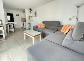 Sunny & fresh AC Bungalow in Puerta del Sol. - Image 3