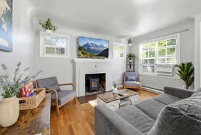 Charming 1930s Style Rustic Home - Image 2