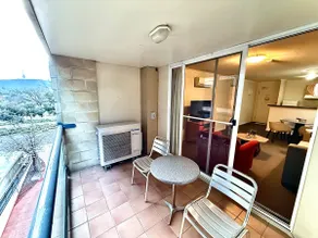 Elegance and Convenience 1br with free parking - Image 4