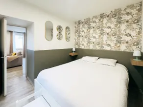 Besson Bey II - Ideal for couples & professionals - Patio - WiFi - Near train station - City center - Image 3