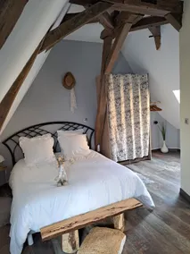 Charming cocoon - stone & beams - Image 2