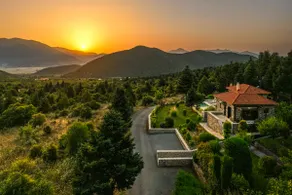 Villa Mainalis | pool, jacuzzi, 90' Athens - Image 4