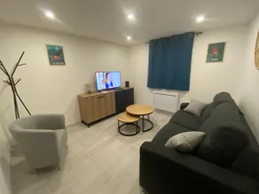1-bedroom apartment 150 m from the village - Image 3